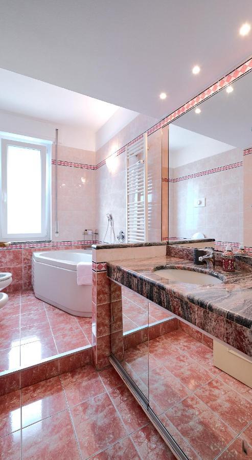 Mico Garden View Citylife Executive Apartment ミラノ エクステリア 写真